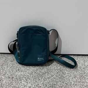 lululemon athletica womens Dark Teal Belt Bag